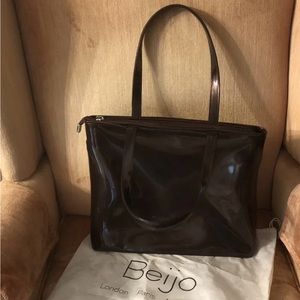 Beijo women’s medium bag & storage sack, Shiny brown faux leather, Preowned